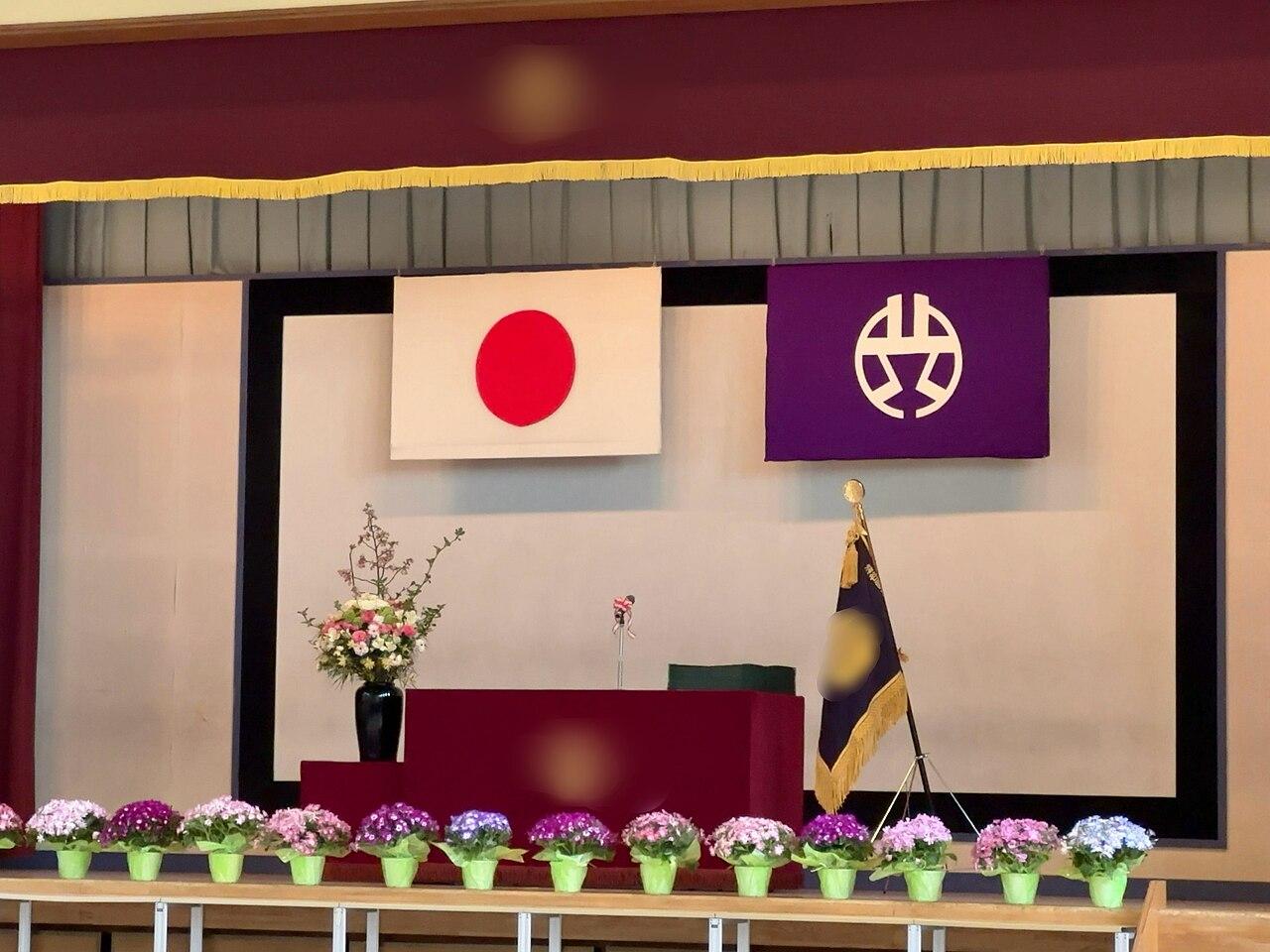 卒業式 (55157687779)